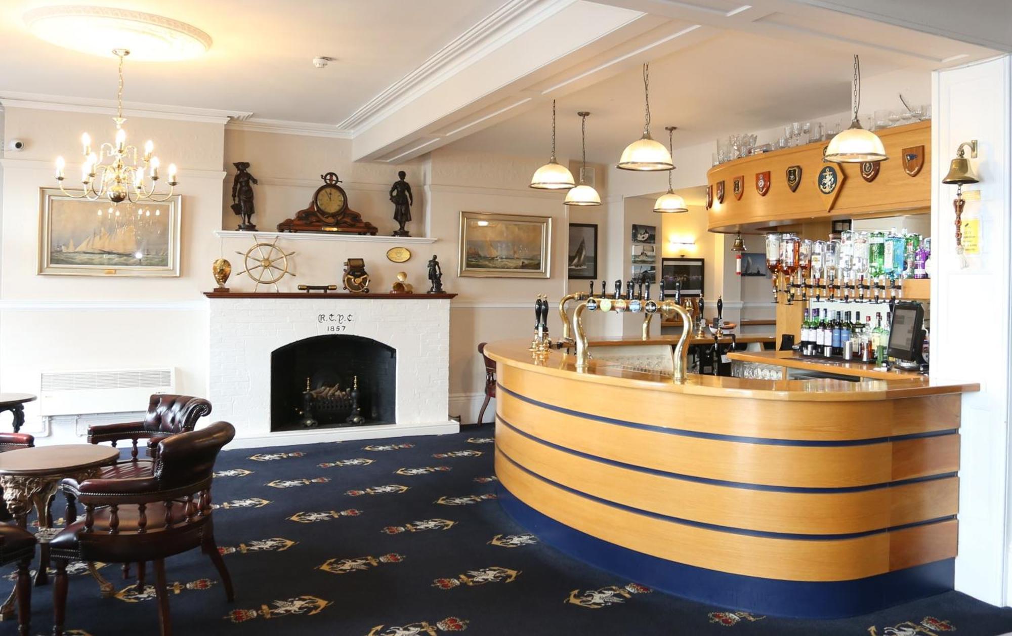 Royal Temple Yacht Club Hotel Ramsgate Exterior foto