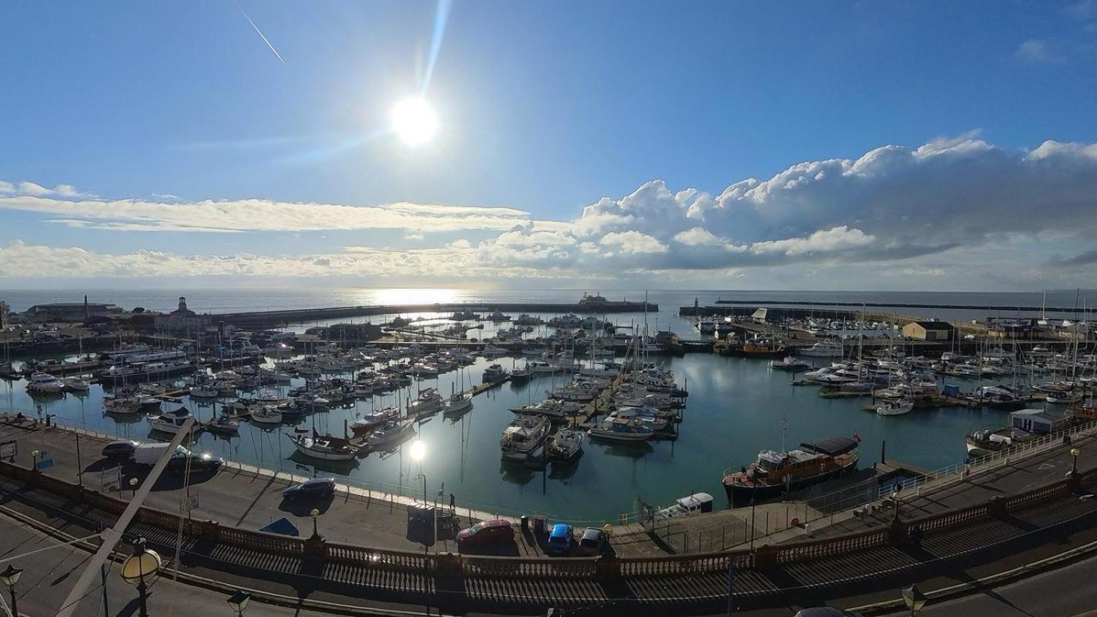 Royal Temple Yacht Club Hotel Ramsgate Exterior foto